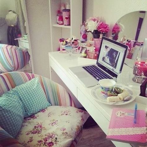 My desk-to-be Pink Pictures, Tumblr Rooms, Real Estat, Girly Room, Room Goals, Decoration Inspiration, House Room, Dream Rooms, Dream Bedroom