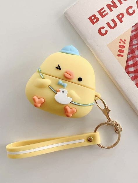 Cute Ipod Cases, Cute Chicken, Earbuds Case, Cute Chickens, What In My Bag, Ipod Cases, Cute Keychain, Airpod Case, Earphone Case