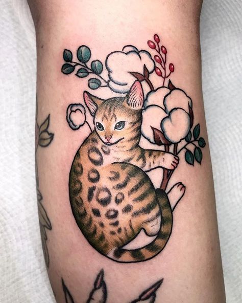 KIERA on Instagram: “Bengal cat with cotton plant done at @thepiercingurge today…” Bengal Cat Tattoo, Bengal Tattoo, Pair Tattoos, Cat Tattoo Ideas, Mom Tattoo Designs, Cat Tattoo Designs, Cotton Plant, Hang Loose, Mom Tattoos