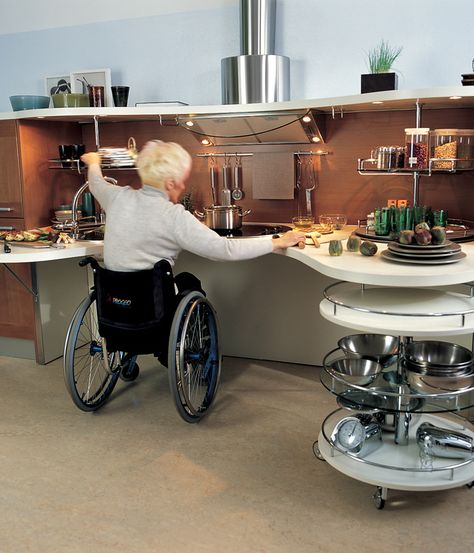 Shown here is the kitchen installed at the Gervasutta Institute of Rehabilitative Medicine, where patients tested its design. Accessible House, Italian Kitchen Design, Accessible Kitchen, Wheelchair Friendly, Wheel Chair, Kitchen Company, Kitchen Installation, Aging In Place, Inclusive Design