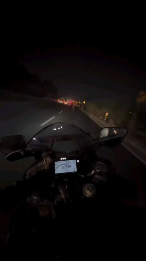 R15 Night Ride, Night Ride Motorcycle, Motorcycle Snap, Motor Story, Fake Story Video, Night Bike Ride Video, Yamaha Rx100, Night Bike Ride, Night Rides Snapchat