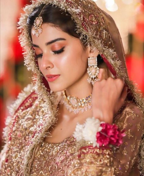 Jewellery Design Bridal, Zainab Shabir, Zainab Shabbir, Kinza Hashmi, Nikah Dress, Best Earrings, Card Jewelry, Bridal Photographs, Water Perfume