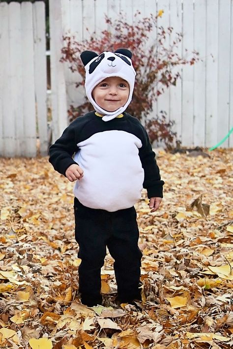 DIY Panda Costume Diy Panda Costume, Panda Costume Diy, Diy Panda, Panda Costume, Panda Outfit, Pikachu Costume, Red Panda Baby, Black Mittens, Panda Costumes