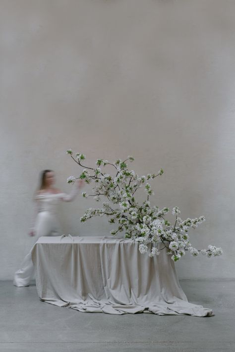 fiona-fleur | The Lane White Coffee Table Flowers, Unique Wedding Florals, Floral Installation, Flower Installation, The Lane, Wedding Flower Inspiration, Wedding Mood Board, Wedding Tablescapes, Wedding Mood