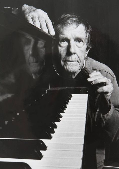 Merce Cunningham, Istoria Artei, France Culture, John Cage, Classical Musicians, Experimental Music, Contemporary Music, Music Images, Downey Junior