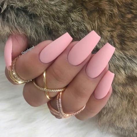 Matte Pink Nails, Ombre Acrylic Nails, Winter Nails Acrylic, Acrylic Nails Coffin Short, Summer Acrylic Nails, Pink Acrylic Nails, Nails Pink, Coffin Nails Designs, Chic Nails