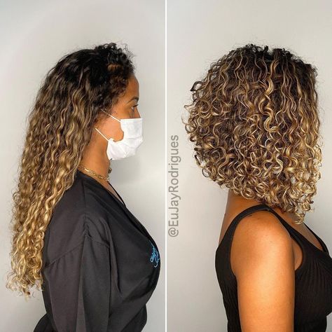 Haircuts For Curly Hair Natural Curls Short Layers Medium Lengths, Long Haircuts 2023, Inverted Bob Curly Hair, Curly Hair Bobs, Curly Hair Long Bob, Long Angled Bob Hairstyles, Long Curly Bob, Curly Angled Bobs, Long Angled Bob