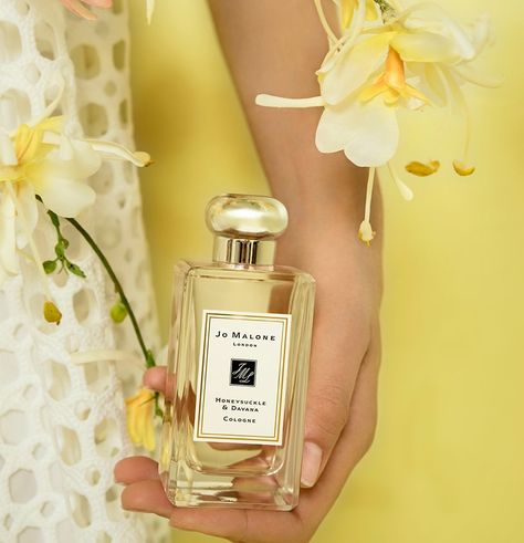 Honeysuckle & Davana Landing Page | Jo Malone London Best Womens Perfume, Jo Malone Perfume, Perfume Display, Perfume Collection Fragrance, Victoria Secret Perfume, Perfume Scents, Perfume Design, Fragrance Set, Best Fragrances