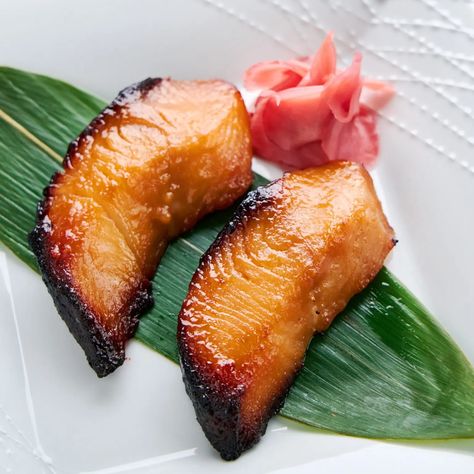 Miso Black Cod Recipe By Chef Nobu Miso Black Cod Recipe, Miso Cod Recipe, Black Cod Recipe, Miso Glazed Cod, Miso Marinade, Sashimi Recipe, Cod Dishes, Miso Recipe, Cod Recipe