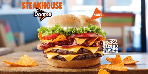 Doritos Burger, Nacho Burger Recipes, Nacho Burger, Burger King Gift Card, Steakhouse Burger, Fast Food Items, King Food, Burger Recipes, Burger King