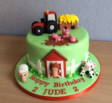 Farmyard Cake Farmyard Cake Ideas, Tractor Farm Cake, Farm Cakes For Boys, Farmyard Birthday Cake, Birthday Cake Farm, Cow And Tractor Birthday Cake, Farmyard Cake, Farm Yard Cake Ideas, Tractor And Farm Animal Cake