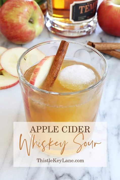 Apple Cider Whiskey Sour Recipe - Thistle Key Lane Fall Whiskey Sour, Cocktail Garnish Ideas, Apple Cider Whiskey, Rye Whiskey Cocktail, Popular Mixed Drinks, Cider Cocktail Recipes, Bourbon Apple Cider, Garnish Ideas, Whiskey Sour Recipe