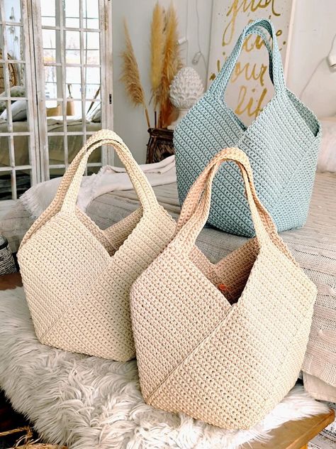 Shoulder Bags Bundle - Crochet Patterns – LanaCrochet Diy Beach Bag, Mom Diy, Crochet Tote Bag, Diy Purse, Crochet Tote, Crochet Bag Pattern, Tote Bag Pattern, Boho Bag, Womens Purses