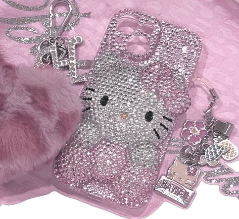 Hello Kitty Decor, Images Hello Kitty, Hello Kitty Gifts, Hello Kitty Things, Hello Kitty Phone, Hello Kitty Phone Case, Hello Kitty Jewelry, Hello Kitty Makeup, Charmmy Kitty