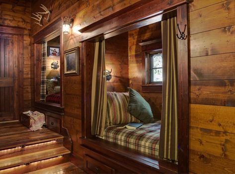 Log Home Interior, Sleeping Nook, Bed Nook, Bunk Rooms, Cabin Interiors, Murphy Beds, Cabin Living, Little Cabin, Traditional Bedroom