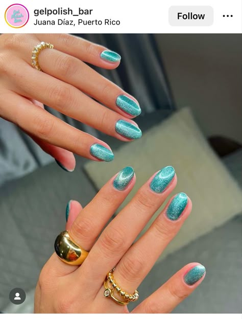 Aquamarine Chrome Nails, Aquamarine Nails Gel, Aqua Prom Nails, Aqua Glitter Nails, Sparkly Turquoise Nails, Aquamarine Nails Design, Mermaid Blue Nails, Turquoise Chrome Nails, Seaglass Nails