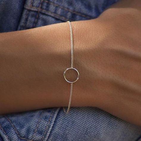 The Bling Ring, Simple Silver Jewelry, Silver Bracelets For Women, Jewelry Bracelets Silver, Gold Ring Designs, Simple Bracelets, Classy Jewelry, Minimal Jewelry, Minimalist Bracelet