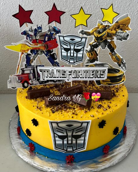 Transformers Sheet Cake, Simple Transformers Cake, Transformer Cakes For Boys, Transformers Cake Ideas, Transformers Cake Topper, Transformer Birthday Cake, Transformer Birthday Party, Transformers Birthday Cake, Pirate Ship Cakes