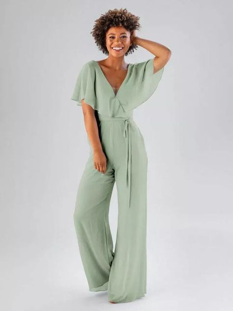 Wedding Jumpsuit Bridesmaid, Bridesmaid Pantsuit, Sage Green Wedding Dress, Sage Green Jumpsuit, Green Jumpsuit Outfit, Bridesmaid Rompers, Wedding Romper, Jumpsuit Outfit Wedding, Jumpsuit Wedding Guest