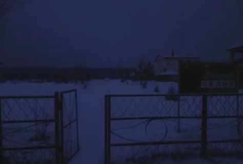 Snow At Night, 동화 삽화, Dreamcore Weirdcore, Dark Paradise, Blue Hour, Snow Winter, Winter Aesthetic, Night Aesthetic, Eastern Europe