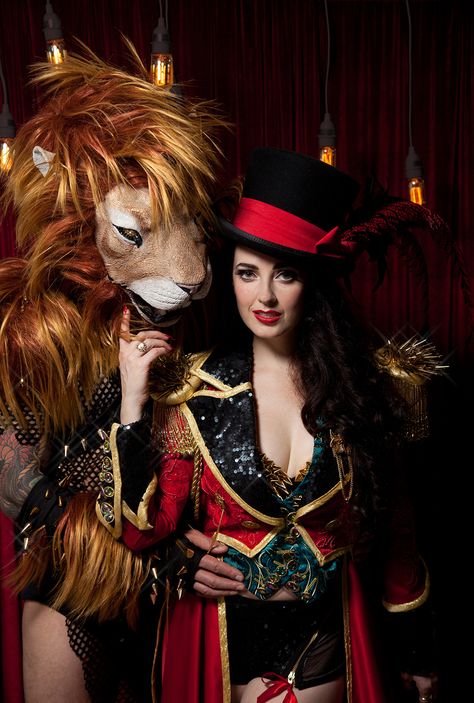 Steampunk Circus, Creepy Circus, Circus Lion, Bed Of Nails, Circus Outfits, Lion Tamer, Dark Circus, Carnival Circus, Circus Performers