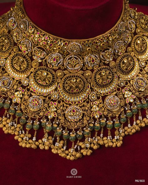 Gold Necklace Unique Design, Bridal Jewelry Collection Gold, Bridal Polki Sets, Kundan Gold Jewellery, Diamond Jewellery Set, Necklace Set Indian Bridal Jewelry, Festive Jewellery, Khatli Work, Indian Bridal Jewelry