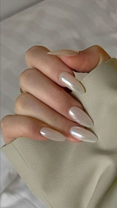 Engagement Nails, Manikur Kuku, Milky Nails, Nagel Inspo, Cat Kuku, Silver Nails, Bridal Nails, Luxury Nails, Chic Nails