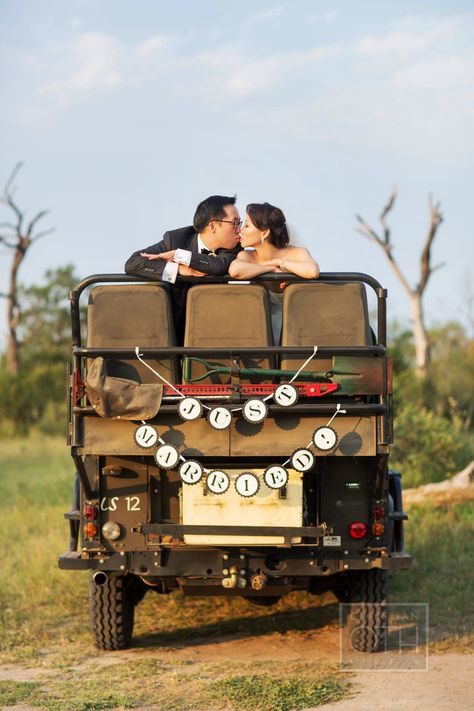 Safari Couple, Africa Safari Photography, Africa Safari Lodge, Africa Safari Clothes, South Africa Photography, South Africa Wedding, South Africa Safari, Bush Wedding, Africa Wedding