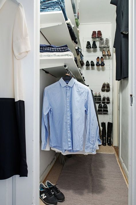 Narrow Coat Closet, Long Narrow Closet, Narrow Closet Organization, Narrow Closet Design, Narrow Wardrobe, Small Closet Design, Narrow Closet, Deep Closet, Small Walk In Closet