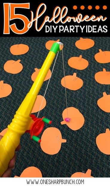 Diy Halloween Party Ideas, Halloween Carnival Games, Fall Party Games, Fall Festival Games, Diy Party Ideas, Ideas For The Classroom, Diy Halloween Party, Halloween Food Ideas, Fun Halloween Party Games