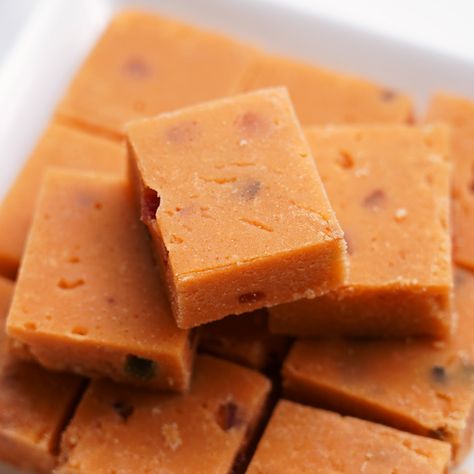 Atta burfi recipe | Diwali sweets recipes - Raks Kitchen Jar Snacks, Diwali Mithai, Diwali Sweets Recipe, Burfi Recipe, Diwali Sweets, Diwali Food, Cd Crafts, Traditional Recipes, Vegan Options