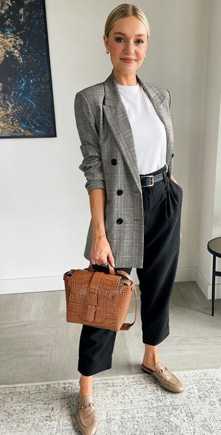 Look Kylie Jenner, Smart Casual Work, Smart Casual Women, Smart Casual Work Outfit, Business Casual Outfits For Work, Smart Outfit, Casual Work Outfit, Smart Casual Outfit, Stylish Work Outfits