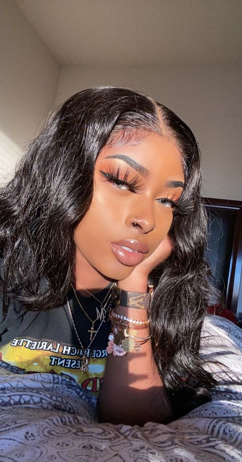 Estilo Swag, Cool Makeup Looks, Baddie Hairstyles, Girls Makeup, Black Girls Hairstyles, Black Is Beautiful, Beautiful Black Women, Skin Makeup, Hair Goals