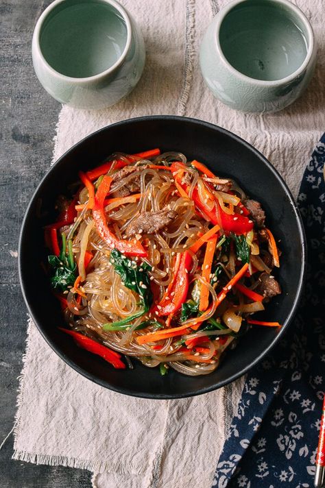 Japchae (Korean Glass Noodles), by thewoksoflife.com Gluten Free Korean Recipes, Kimchi Soup Recipe, Korean Noodle Dishes, Korean Glass Noodles, Easy Korean Recipes, Korean Noodles, Kimchi Fried Rice, Kimchi Recipe, Korean Cooking