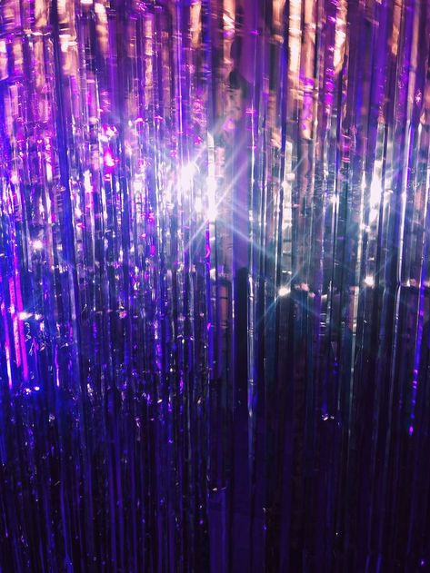 Purple Vibe, Lavender Aesthetic, New Retro Wave, Aesthetic Purple, Purple Party, Purple Walls, Picture Collage Wall, Photo Wall Collage, Picture Collage