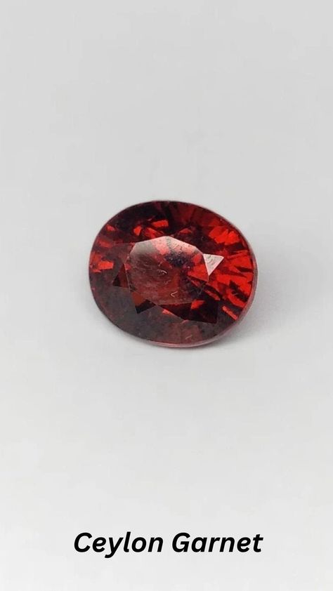 Gem type: Garnet Carat weight: 3.75 -100% Natural Srilankan Hessonite Garnet Gemstone. Hessonite Garnet, Garnet Gemstone, Red Garnet, Sri Lanka, Garnet, Natural Gemstones, Gemstones, The Originals, Red