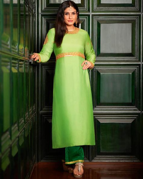 Raveena Tandon in Mulberry Silk Kurta with Marodi Embroidery paired with Gaji Silk Palazzos!!!! Gaji Silk Kurta Design, Silk Kurta Design, Marodi Embroidery, Raveena Tandon, Indian Women Fashion, Kurta Design, Silk Kurta, Bridal Sarees, Trendy Collection