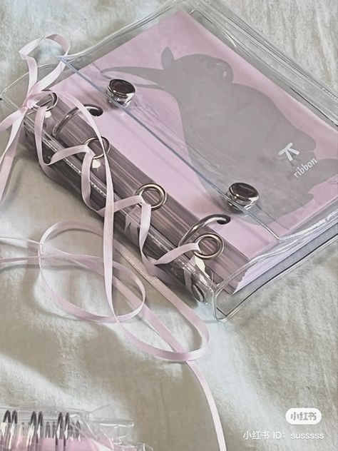 Clear Binder, Clear Phone Case Design, Binder Journals, Cute School Stationary, Cute Journals, Stationary School, Cute Stationary, Cute School Supplies, Journal Aesthetic