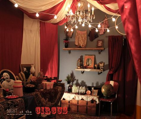 | Circus Themed Living Room - I LOVE IT, minus the creepy clowns: Living ... Clown Room, Circus Bedroom, Living Room Halloween Decor, Circus Room, Circus Decor, Vintage Circus Theme, Halloween Living Room Decor, Creepy Circus, Vintage Circus Party