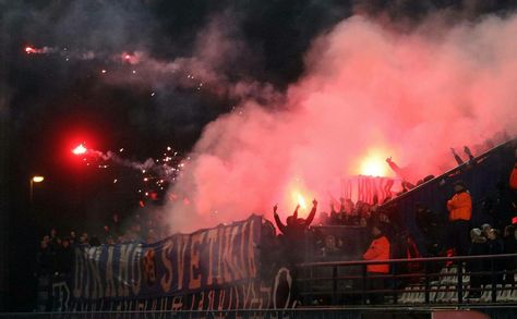 (Bad Blue Boys) Dinamo Zagreb away at Slaven Belupo Bad Blue Boys Dinamo Zagreb, Dinamo Zagreb Wallpaper, Gnk Dinamo Zagreb, Dinamo Zagreb, Jordan Logo Wallpaper, Ultras Football, Gangsta Style, Jordan Logo, Black Men Street Fashion