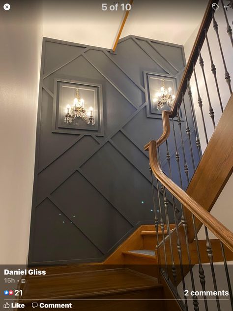 Decorative Stair Wall Ideas, Accent Wall For Stairway, Kitchen Iceland, Stair Well Wall Ideas, Tall Staircase Wall Ideas, Stair Wall Ideas, Stairwell Design, Stairway Accent Wall, Staircase Accent Wall