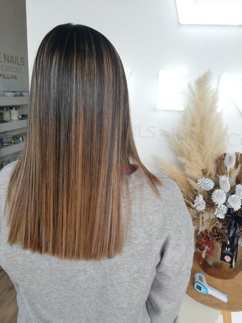 Asian Medium Length Hair With Layers Straight, Strait Hair Haircut, Below Shoulder Length Hair, Long Length Haircuts, One Length Hair, Bridal Anklet, Chicano Tattoos, Straight Hair Cuts, Mid Length Hair With Layers