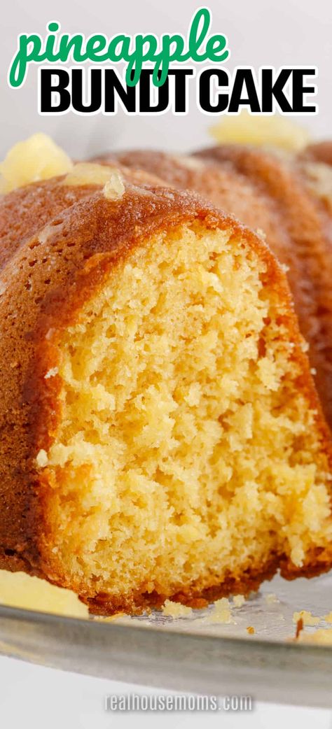 Pineapple Bundt Cake Recipe, Pineapple Bundt Cake, Dessert Potluck, Pineapple Pound Cake, Bunt Cake Recipe, Easy Pineapple Cake, Yellow Cake Mix Recipes, Easy Bundt Cake Recipes, Pineapple Cake Recipe