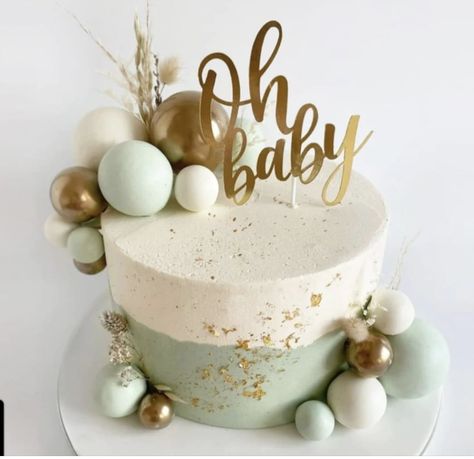 Baby Shower Kuchen, Gold Baby Shower Cake, Baby Shower Cakes Neutral, Christening Cake Boy, Sage Green Baby Shower, Pink Baby Shower Cake, Cake With Gold, Orange Baby Shower, Baby Shower Cakes For Boys