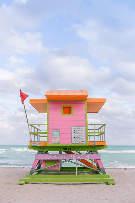 Vintage Miami Beach Photos, Lifeguard Stand, Miami Travel Guide, Lifeguard Stands, Miami Art Deco, Spring Break Vacations, Miami Hotels, Miami Travel, Lifeguard Tower