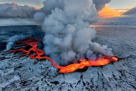 Why Iceland is On Our Bucket List Iceland Nature, Erupting Volcano, Iceland Photos, Iceland Photography, Lava Flow, Beautiful Places On Earth, Iceland Travel, Reykjavik, Travel Information