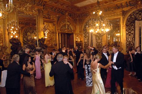 For Black Tie (or White Tie!) charity galas, the dance floor is always full! Black Tie Party Aesthetic, Charity Gala Aesthetic, Debutante Aesthetic, Marble House Newport, Black Tie Ball, Betty Neels, Masquerade Ball Party, Bridal Decor, Charity Ball