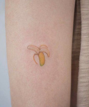 Banana Tattoo Minimalist, Banana Leaf Tattoo, Food Tattoo Ideas, Tomato Tattoo, Banana Tattoo, Food Tattoo, Mexico Tattoo, Food Tattoos, Tattoos Infinity