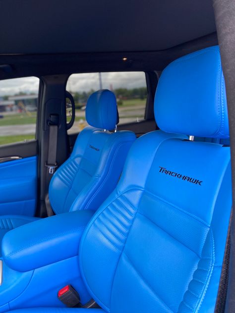 Trackhawk Jeep Aesthetic, Blue Trackhawk, Jeep Trackhawk Interior, Trackhawk Aesthetic, Trackhawk Jeep Custom, Trackhawk Interior, Trackhawk Wallpaper, Blue Hellcat, Hellcat Interior