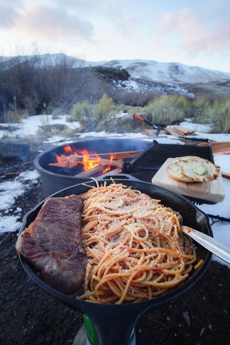 Winter Camping Food, Granola Life, Hiking Food, Camping Cooking, Fire Food, Eastern Oregon, Camping Aesthetic, Campfire Food, 30th Bday